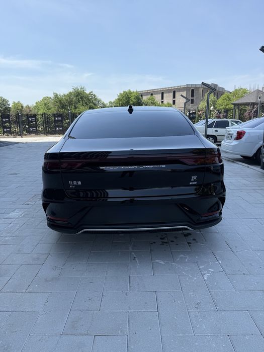 Byd Han Ev 635 km