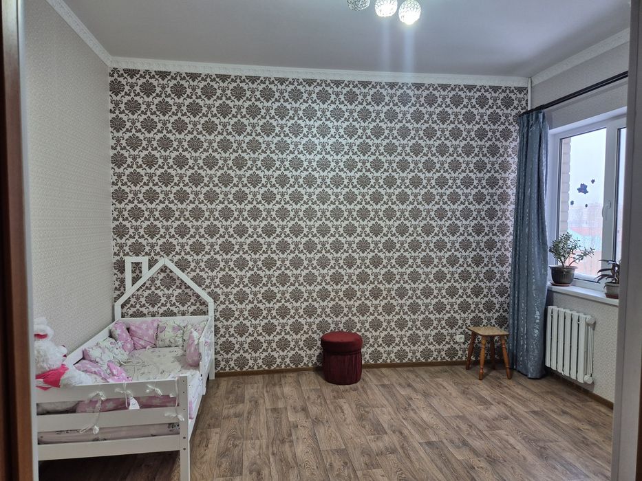 Продам кроватку детскую,   домик