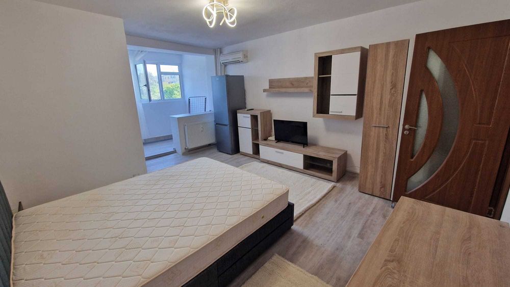 Garsoniera renovată și mobilată modern în Craiova, Brazda lui Novac