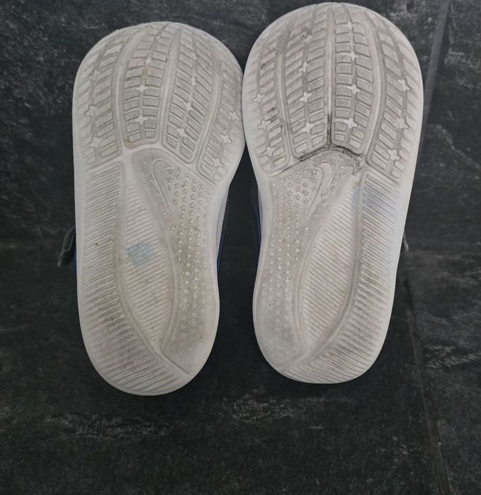 Детски маратонки Nike – сиви с лепенки