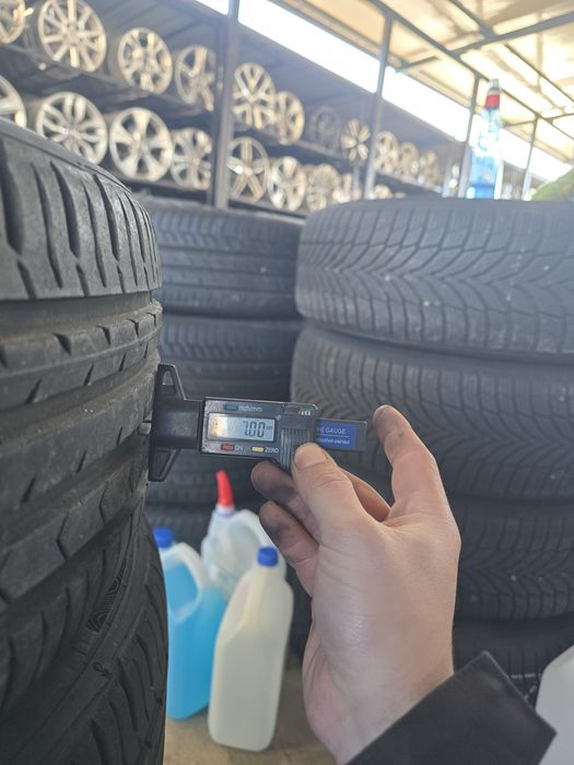 4 Броя 205/55/16 2xContinental 7mm 2xHankook 6,5mm