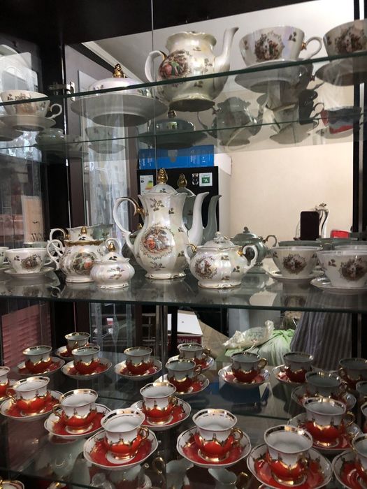 Продается два сервиза