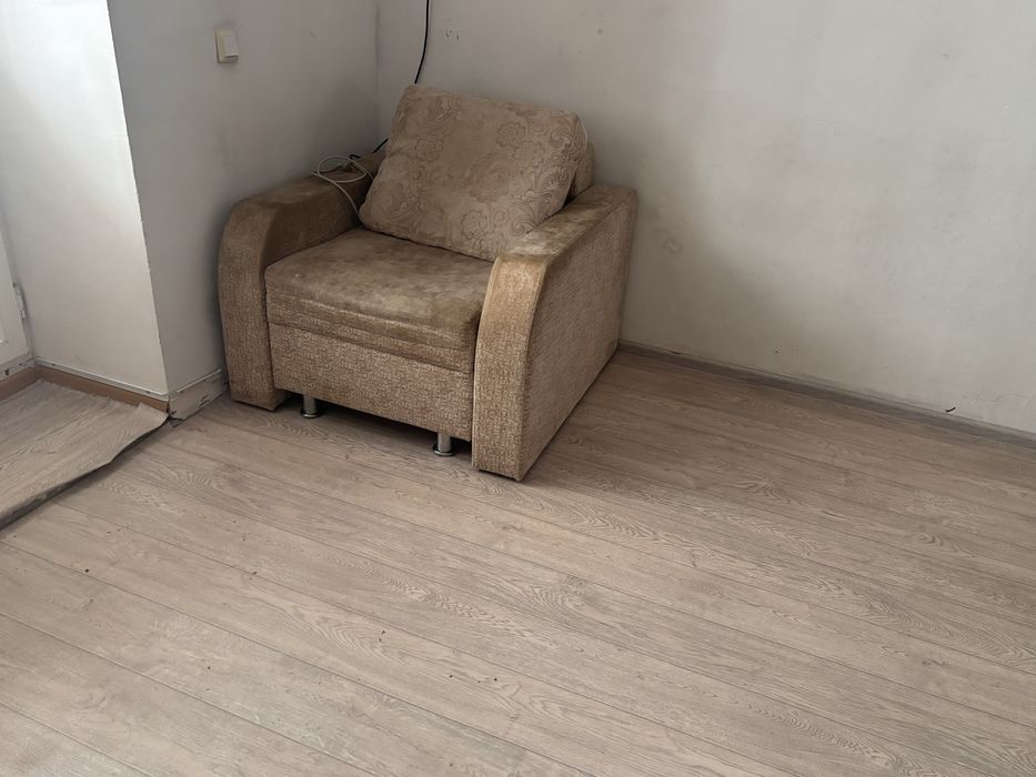 Кресло…………………………