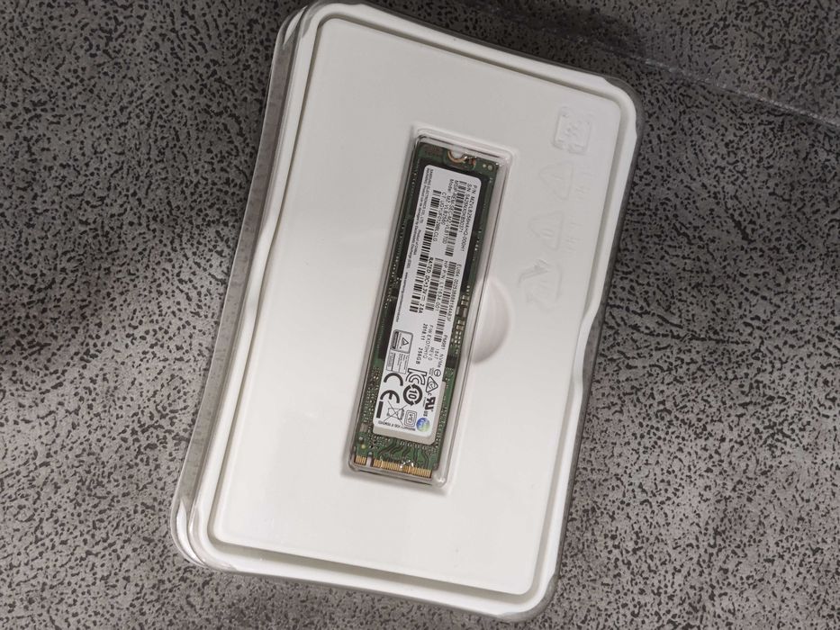NVME SSD ссд Samsung PM981