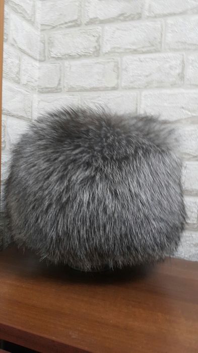 Зимняя шапка из чернобурки