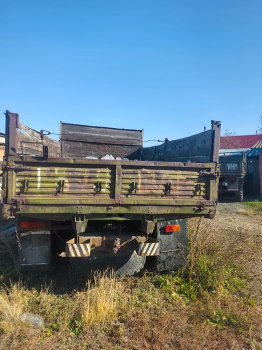 Трехмостовый камаз