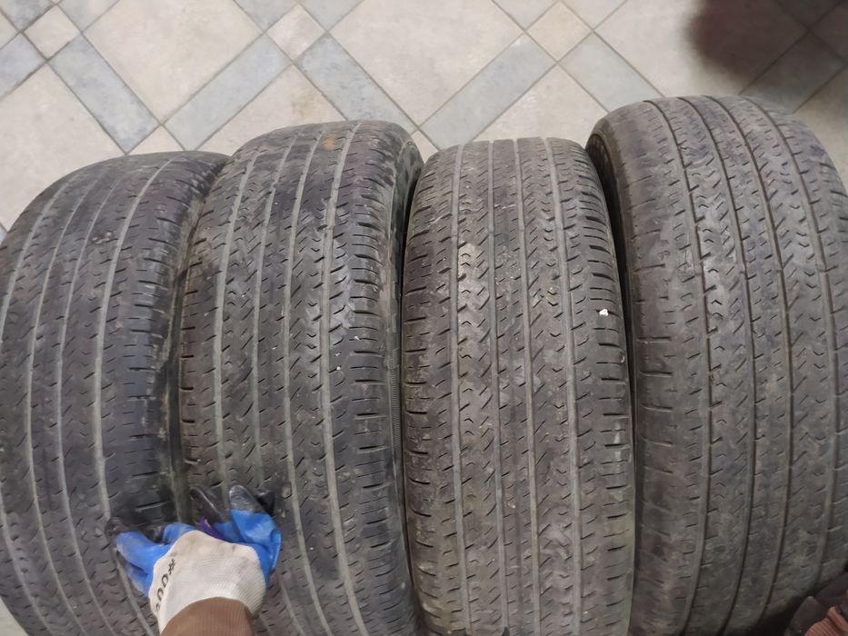 Продам комплект.215/70/16