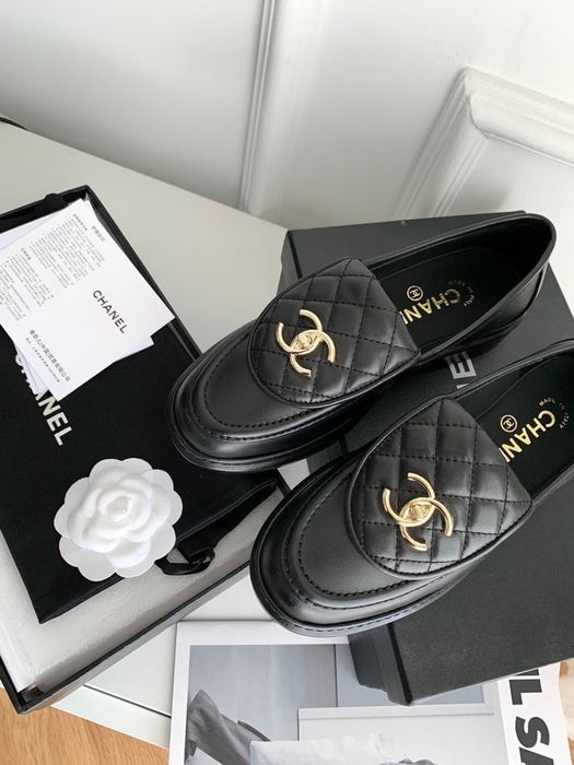 Обувки Chanel естествена кожа