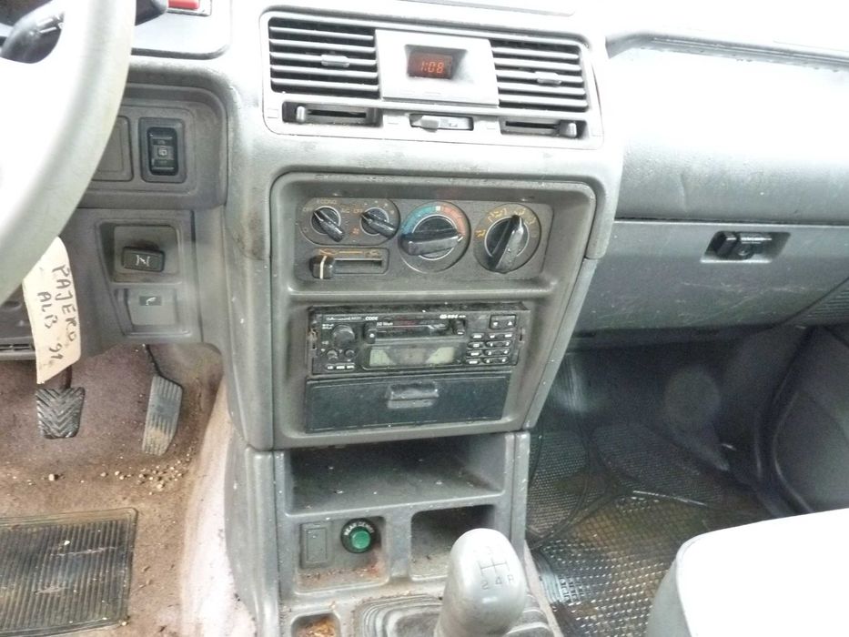 Mitsubishi  Pajero 2.5 Clima