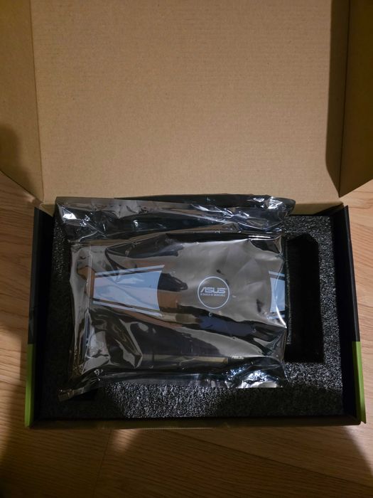 Vand placa video Asus