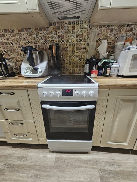 Электрическая плита Hansa