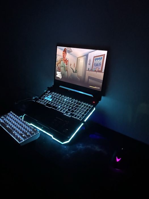 Vand laptop gaming asus tuf a15
