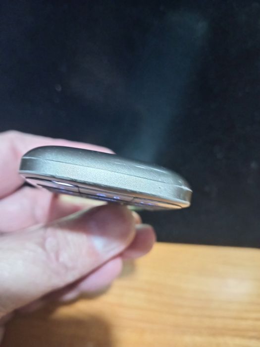 Продаеться Nokia C3-01 полусенсорный