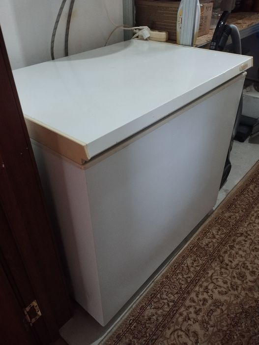 Продам морозильник Бирюса