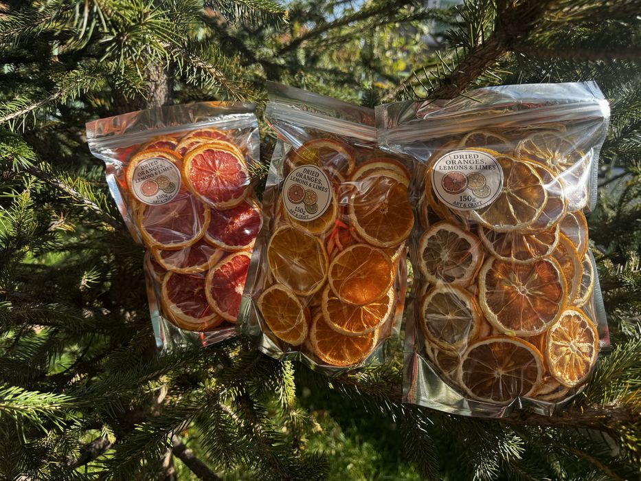 Съшени цитруси за декорация