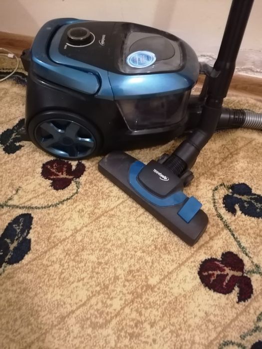 Yangi yaxshi plisos sotiladi