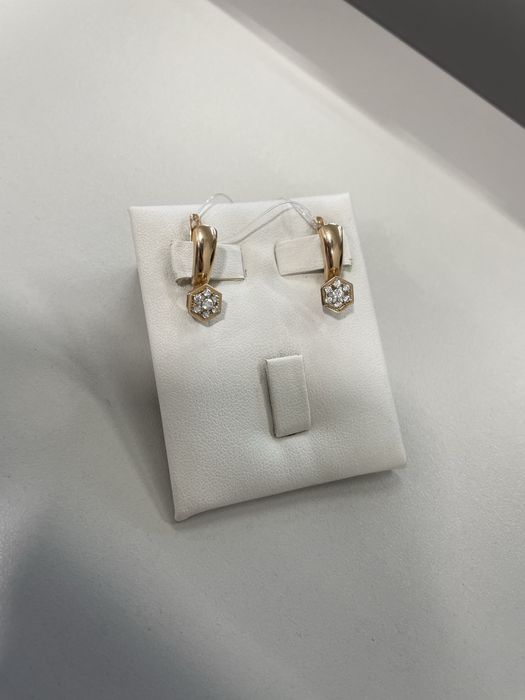 Золотые серьги СР101583