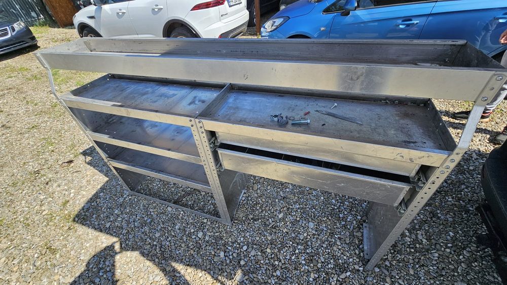 Vand rafturi metalice pentru dube si autoutilitare