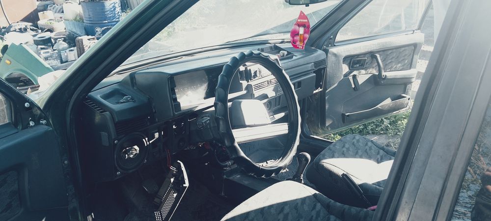 Продам ВАЗ 2109 аварийное состояние