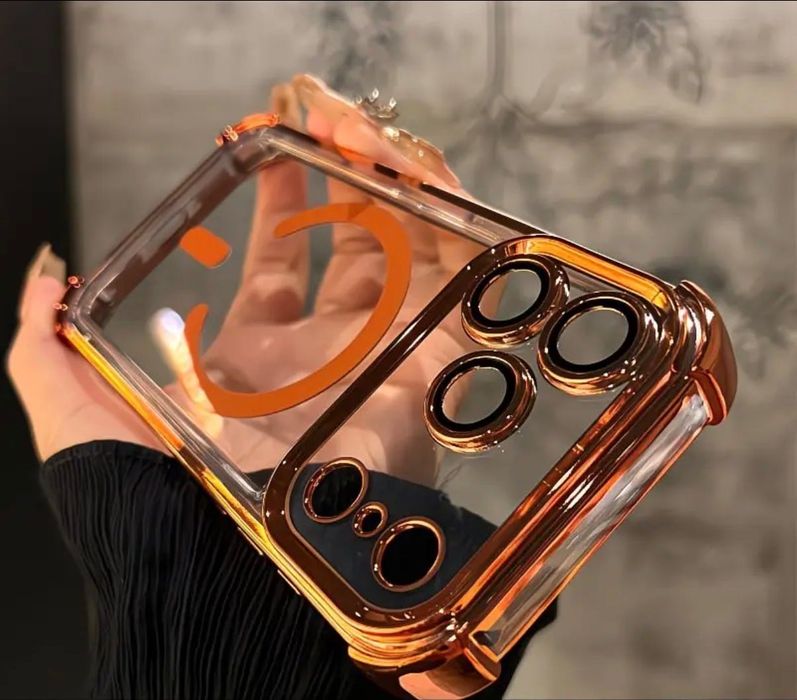 Чисто нови Калъфи за iPhone 17 pro