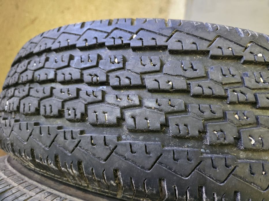 4бр Летни гуми 185 R 14 C -