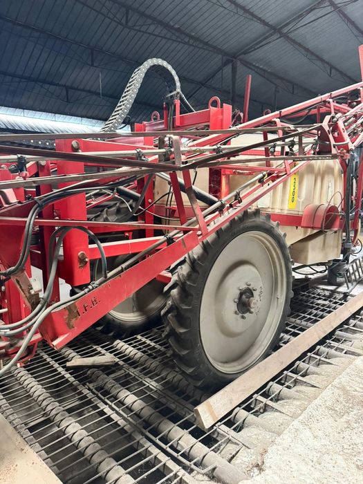 Met tehnofavorit 2015 2500 litri full hidraulic diuze antivant 24m