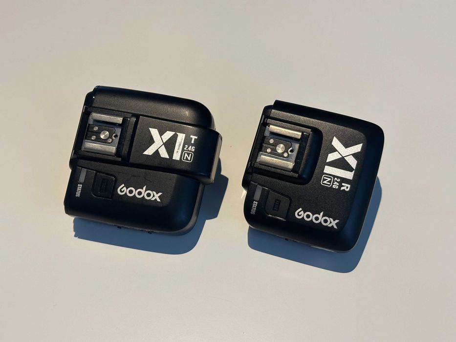 Blitz:  Godox TT685N / Yongnuo YN565EX / Declansatoare Godox X1T X1R / + BONUS