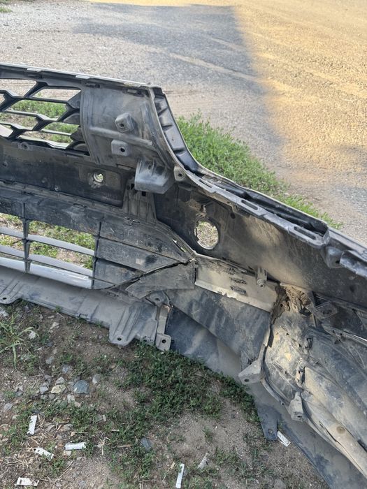 Продам бампер в сборе Kia K5