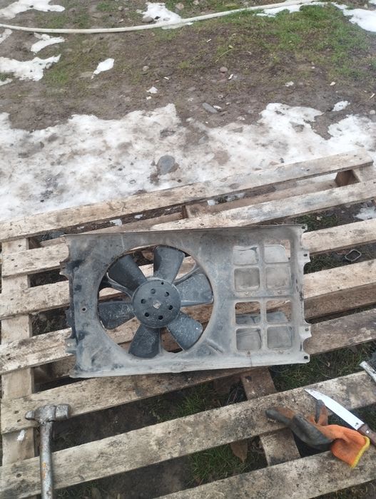 Вентилятор на Фолсваген пассат 1,8.