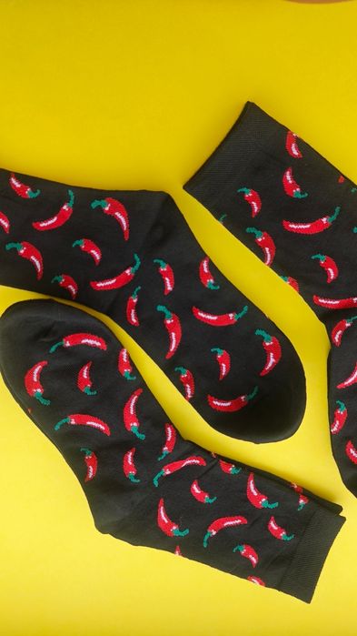 Шарени забавни чорапи