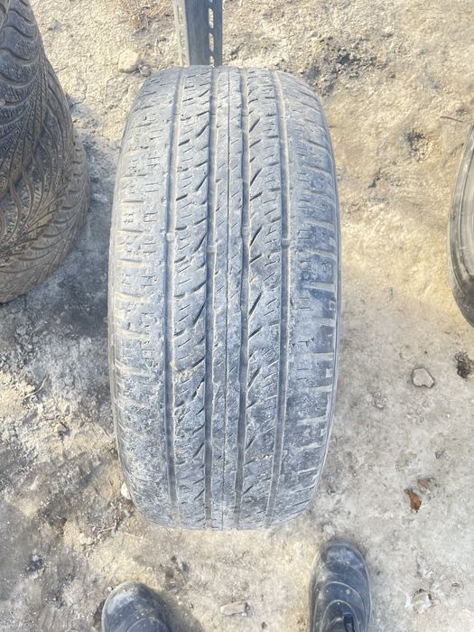 Шины 235/55/R17.