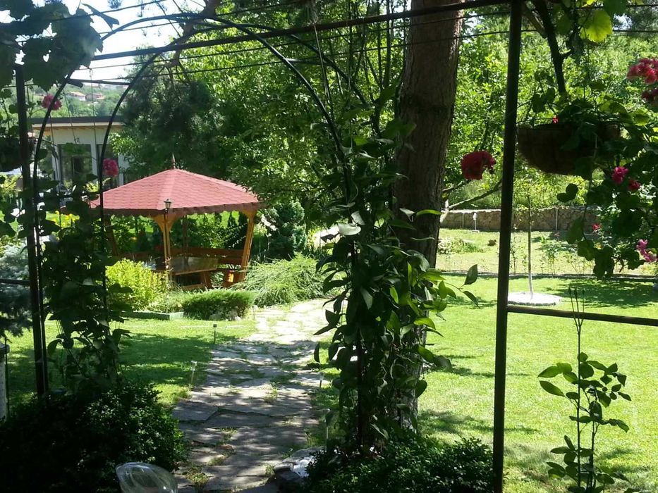 Продава се Къща в с. Големо Бучино, Област Перник - 220 кв.м за 2046 €/кв.м - Снимка #6