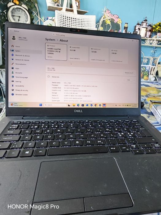 Бизнес лаптоп DELL Latitude 7300