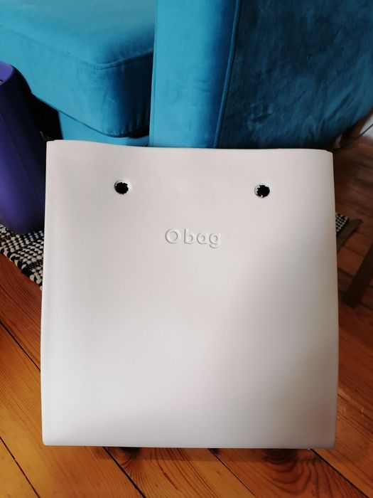 Продавам нови тела за чанти Obag