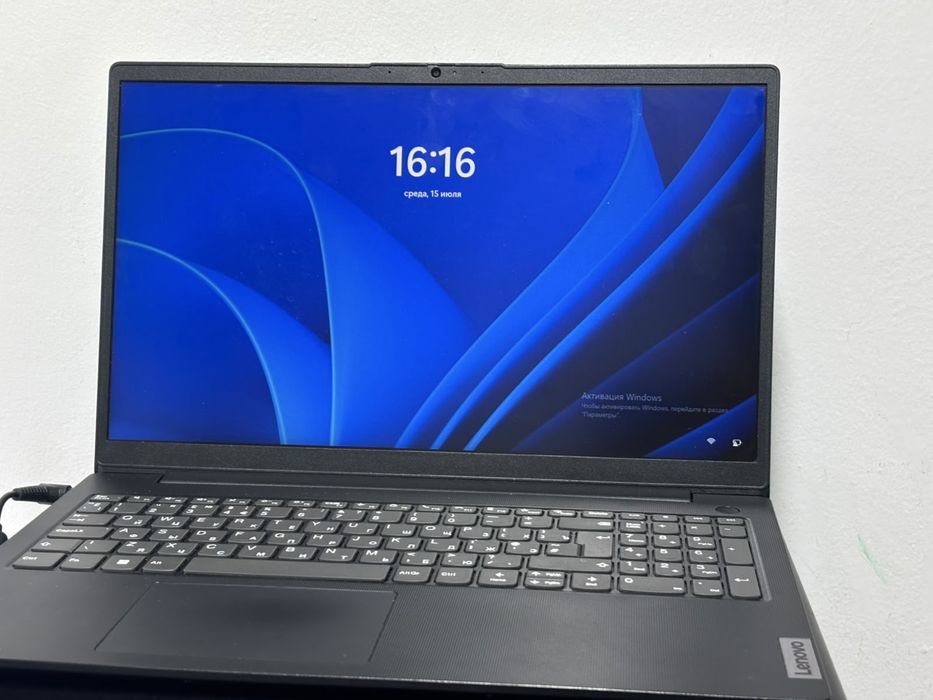 Ноутбут Lenovo 2024