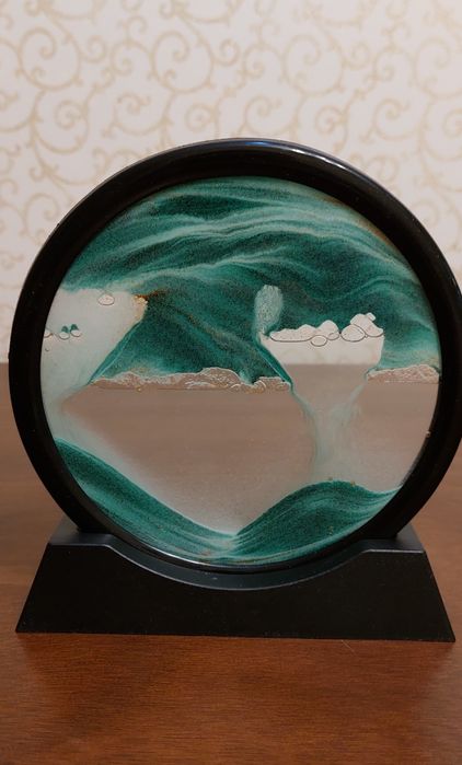 Картина падающий "Зыбучий песок "