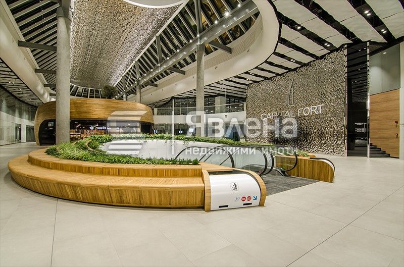 Дава се под наем Офис в София, 7-ми 11-ти километър - 397 кв.м за 7464 € - Снимка #2