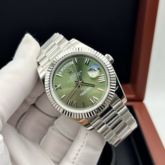 Rolex daydate olive dial 40,mm