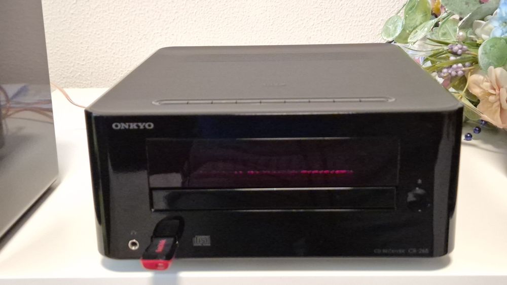 Minisistem audio ONKYO CR-265  40W, Bluetooth, USB, CD, Radio FM