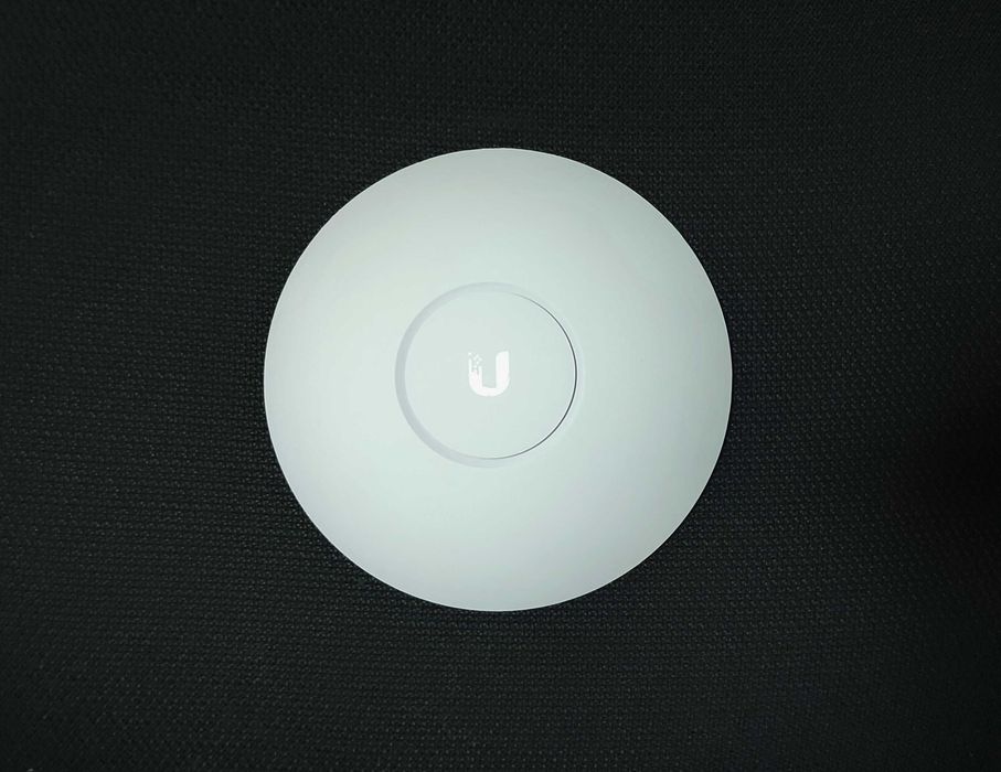 Ubiquiti UniFi UAP-AC-LR точка за достъп