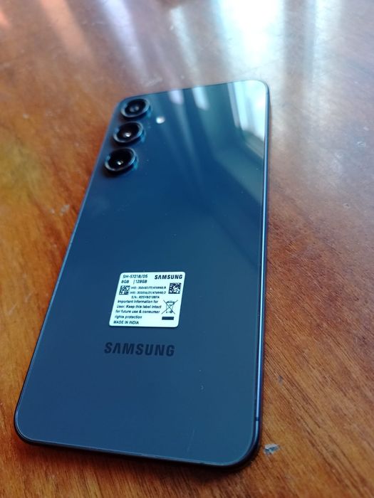 Продам Samsung S24Fe 8/128