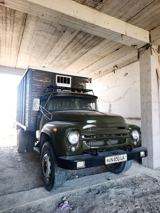 Zil 130 dakumentlari bor