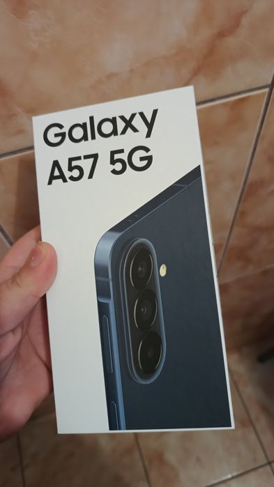 Vând telefon nou