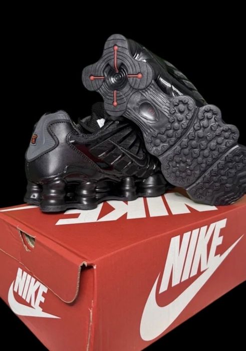 Nike Shox  TL.