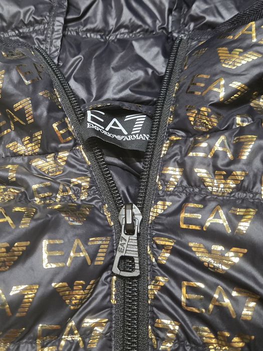 Оригинални якета Emporio Armani EA7
