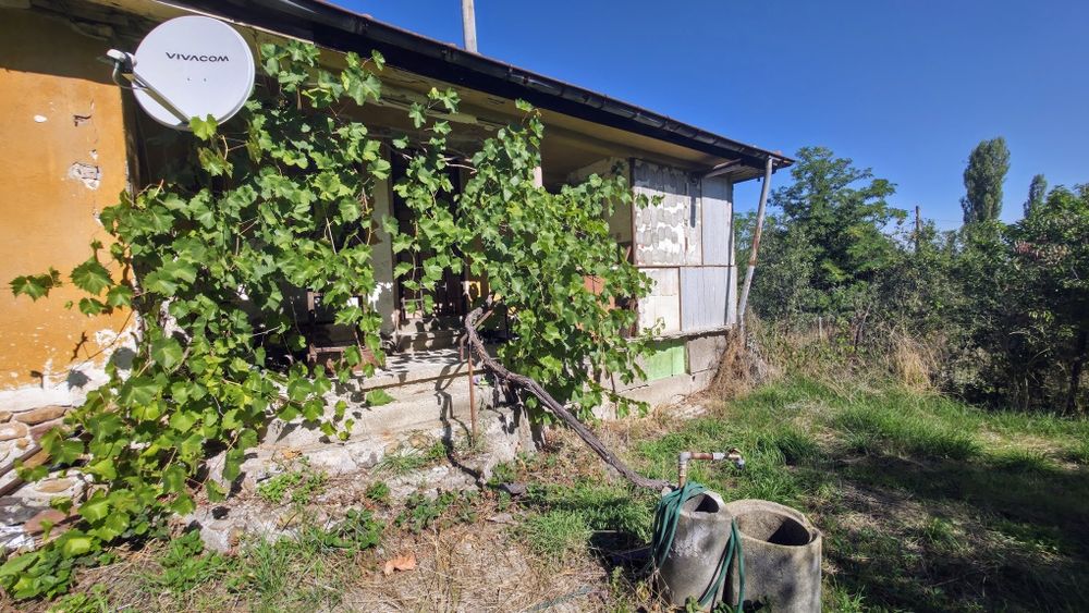 Продава се къща в кв. Църква, гр. Перник