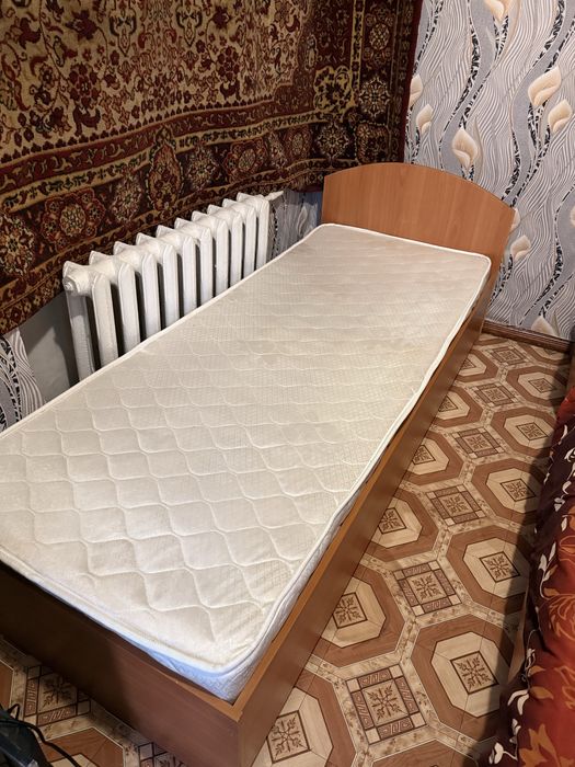 Кровать односпалка