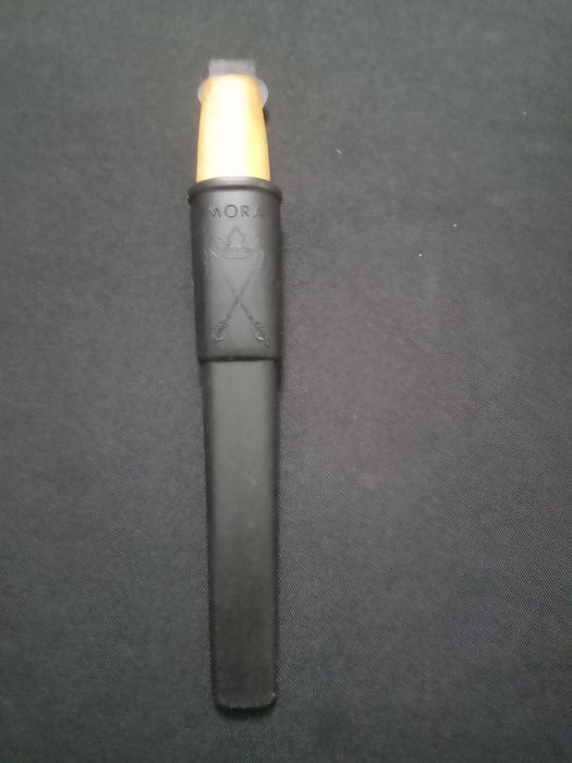 Нож MORA sweden ,оригинален с много добро качество.