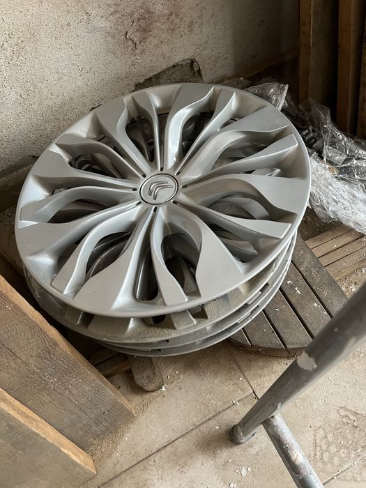 4бр железни джанти с тазове за Ситроен/Пежо