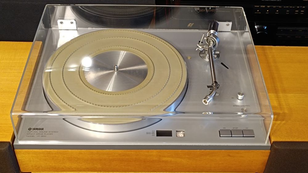 Ямаха -винтажный комплект.